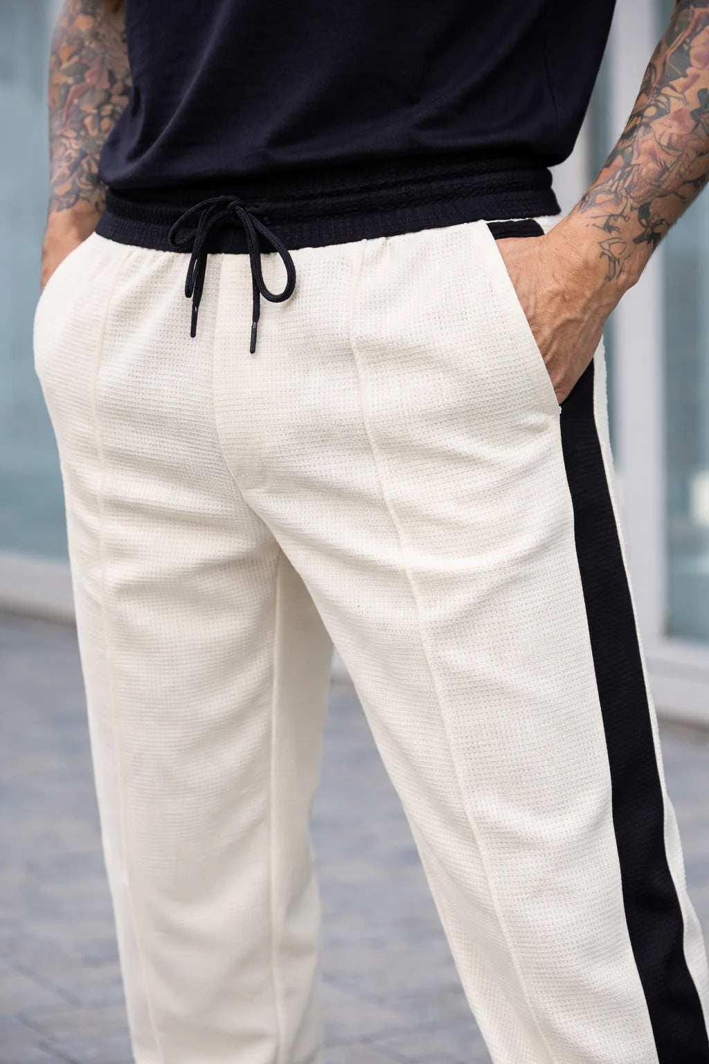 THE BRONZE FIT TROUSER-WHITE