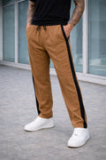 THE BRONZE FIT TROUSER-BROWN